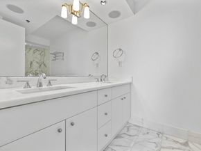 165 Tremont St 902, Boston MA 02111