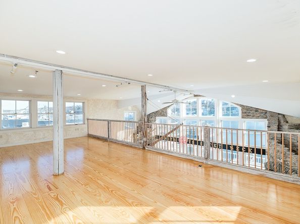 73 Rocky Neck Ave 2, Gloucester MA 01930