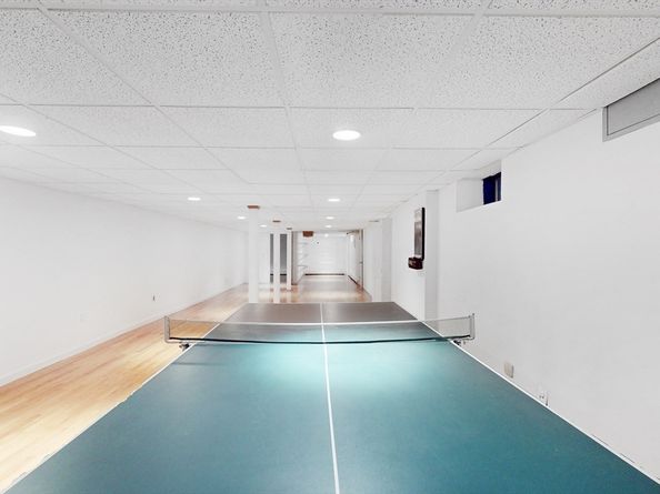 74 Eisenhower Dr, Sharon MA 02067
