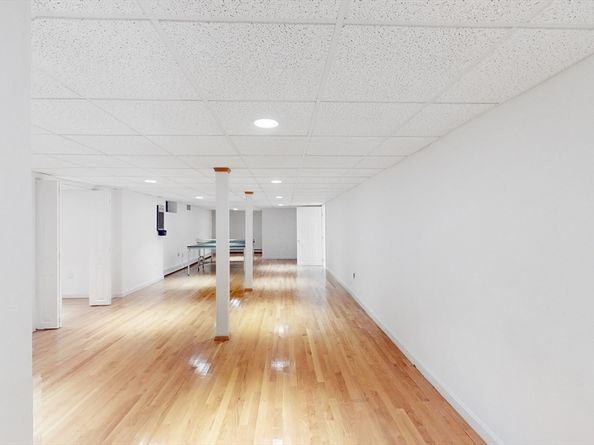 74 Eisenhower Dr, Sharon MA 02067