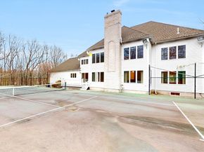 74 Eisenhower Dr, Sharon MA 02067
