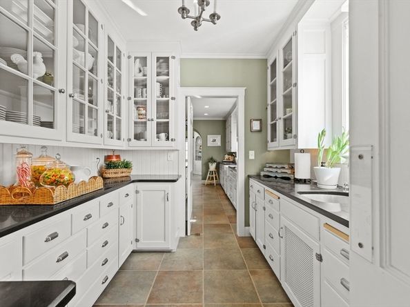 229-189 Main St, Douglas MA 01516