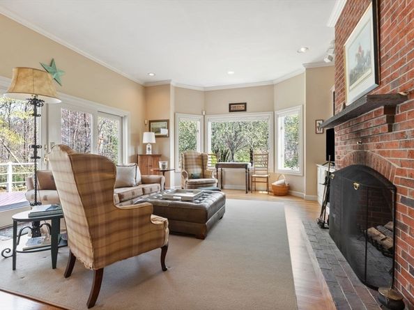 114 Farm Street, Dover MA 02030