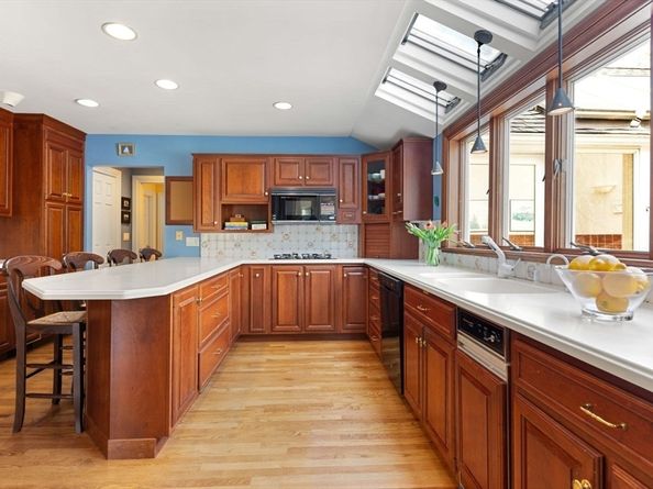 114 Farm Street, Dover MA 02030