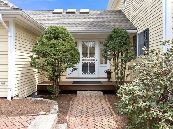 114 Farm Street, Dover MA 02030