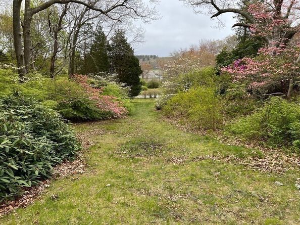 48 Neal Gate St, Scituate MA 02066