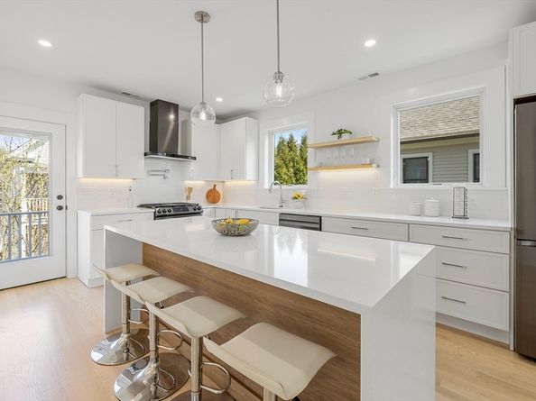 39 Seven Pines Ave 39, Cambridge MA 02140