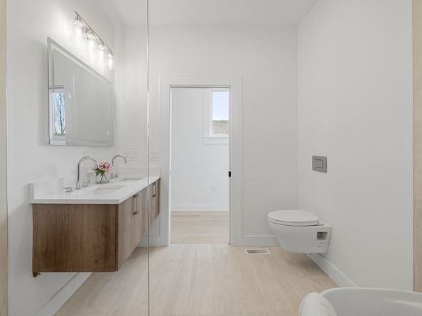 39 Seven Pines Ave 39, Cambridge MA 02140