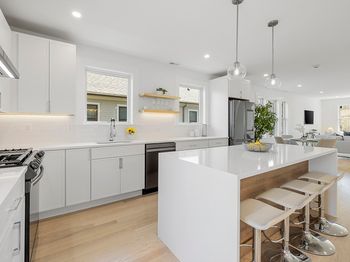 39 Seven Pines Ave
