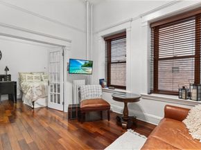 8 Garrison St 100, Boston MA 02116