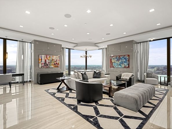 1 Dalton Street 3801, Boston MA 02115