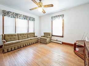 40 Jay St, Gardner MA 01440