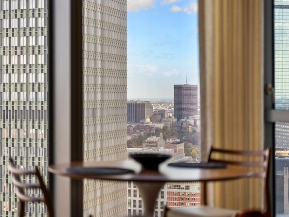 1 Dalton Street 4002, Boston MA 02115
