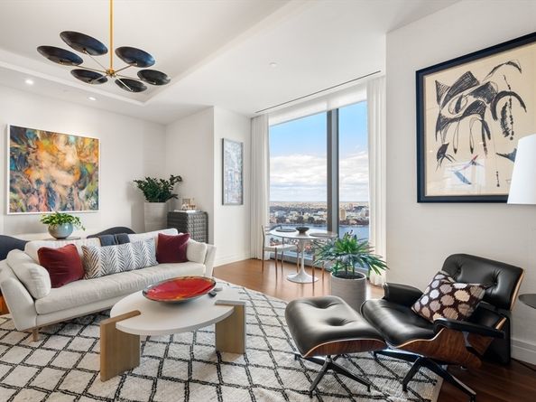 1 Dalton Street 4002, Boston MA 02115