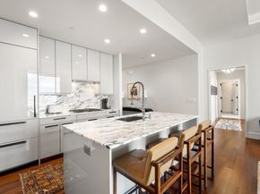 1 Dalton Street 4002, Boston MA 02115
