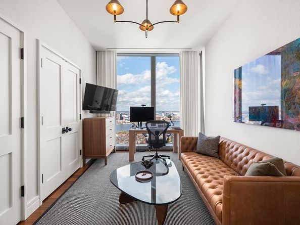1 Dalton Street 4002, Boston MA 02115