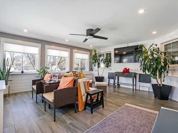 21 Sewall Ave, Winthrop MA 02152