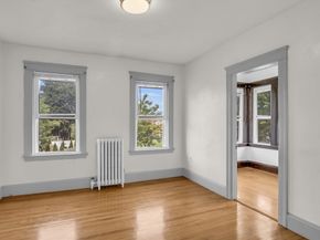 113 May St, Worcester MA 01602