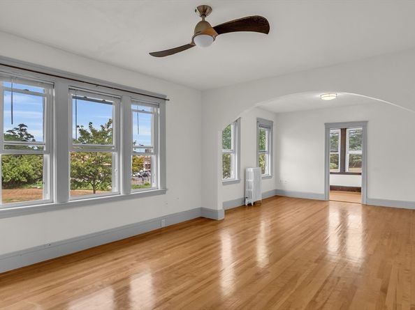 113 May St, Worcester MA 01602