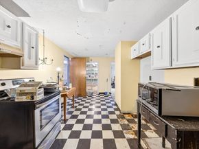 15 Lawrence Rd 22, Rowley MA 01969