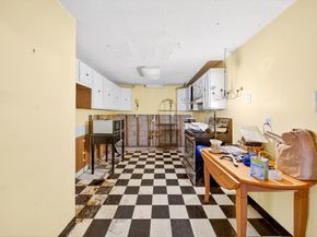 15 Lawrence Rd 22, Rowley MA 01969