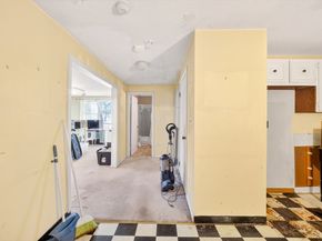 15 Lawrence Rd 22, Rowley MA 01969