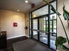 21 Illinois St 202, Worcester MA 01610