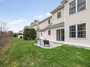 15 Buckingham Rd 15, Tewksbury MA 01876