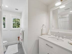 43 Prentiss Ln, Belmont MA 02478