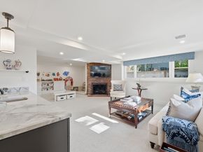 43 Prentiss Ln, Belmont MA 02478