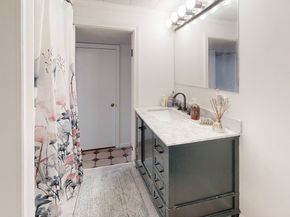 4 Richardson Rd, Hudson MA 01749