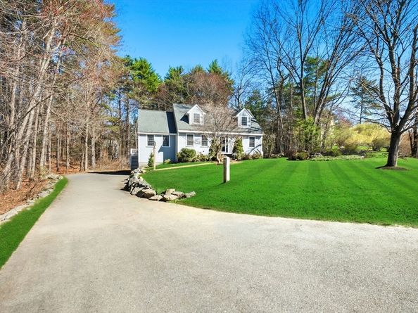 2 Tiger Row, Georgetown MA 01833