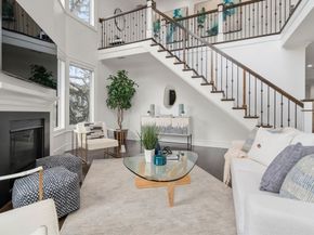 805 Heath St 2, Brookline MA 02467