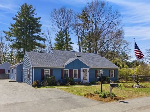 10 Cedarcrest Rd, Canton MA 02021