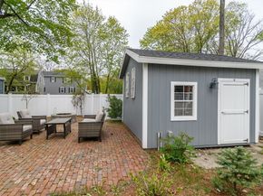 89 Pond St, Natick MA 01760