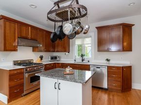 89 Pond St, Natick MA 01760