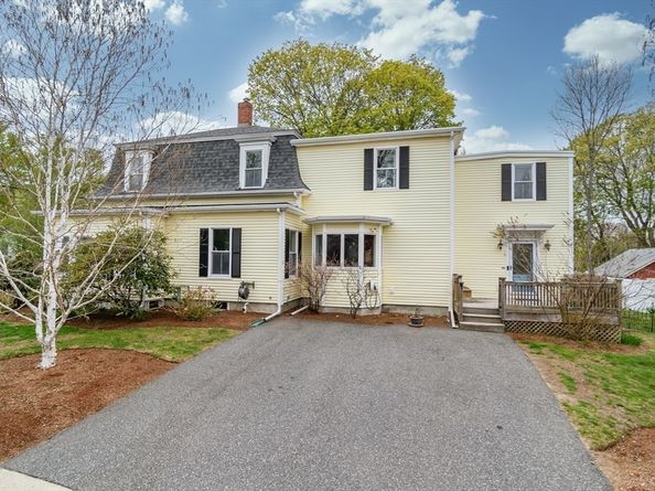 89 Pond St, Natick MA 01760