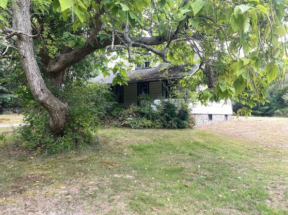 23 Taunton Street, Lakeville MA 02347