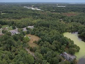 23 Taunton Street, Lakeville MA 02347