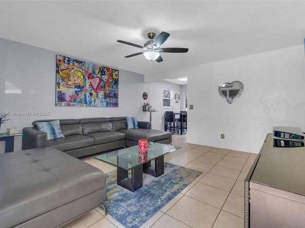 2771 NW 25th St, Fort Lauderdale FL 33311