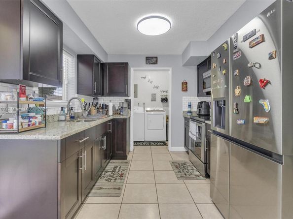 2771 NW 25th St, Fort Lauderdale FL 33311