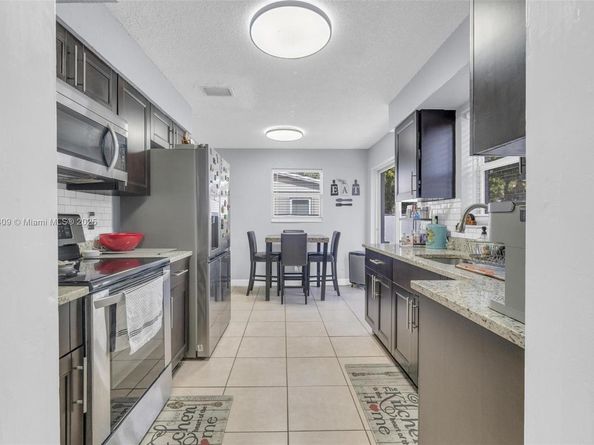 2771 NW 25th St, Fort Lauderdale FL 33311