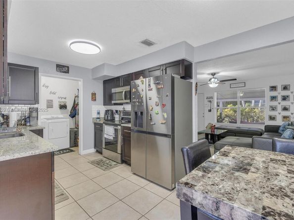 2771 NW 25th St, Fort Lauderdale FL 33311