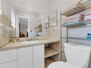 3738 NW 207th Dr, Miami Gardens FL 33055