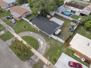 3738 NW 207th Dr, Miami Gardens FL 33055