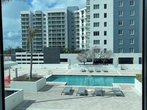 140 S Dixie Hwy 501, Hollywood FL 33020