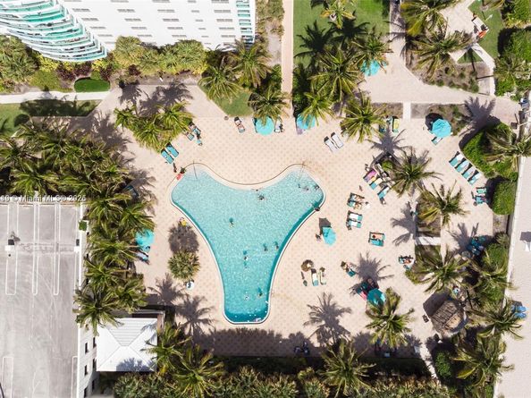 3801 S Ocean 2Z, Hollywood FL 33019