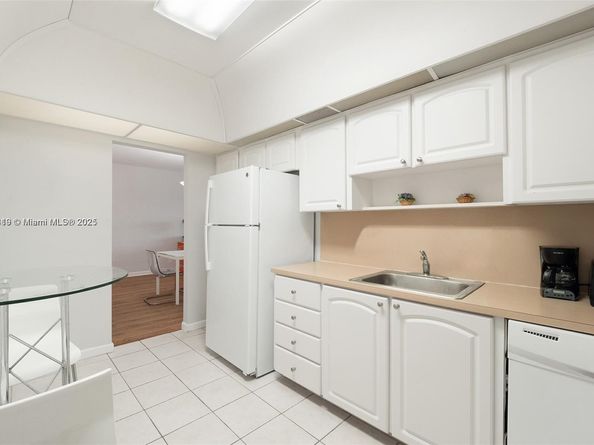 3801 S Ocean 2Z, Hollywood FL 33019