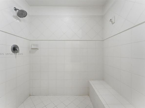 10710 NW 66th St 111, Doral FL 33178