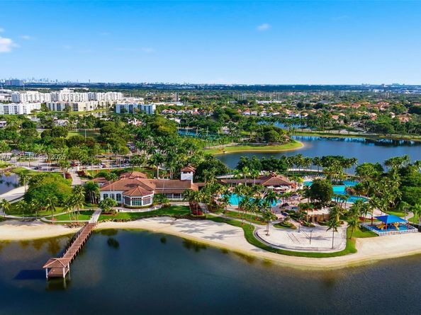 10710 NW 66th St 111, Doral FL 33178